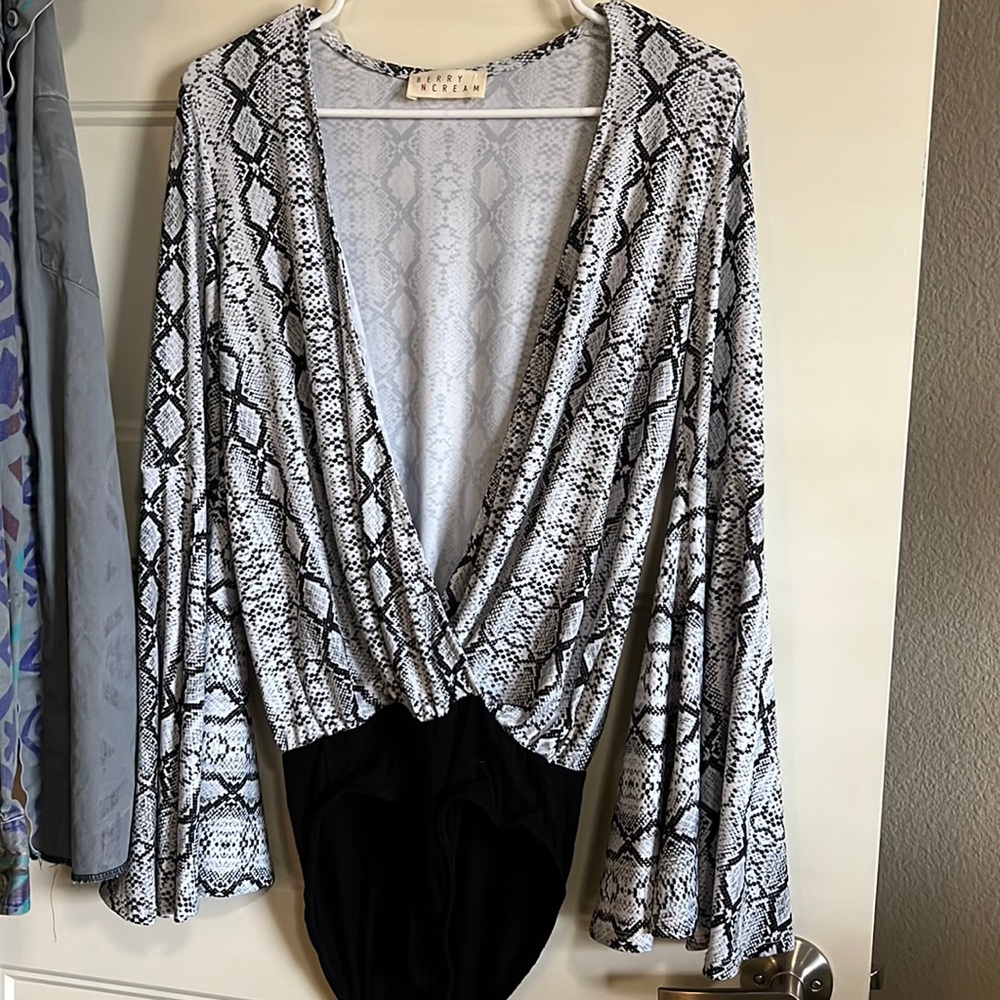 Women’s Snakeskin Western Blouse